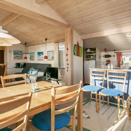 Amazing Holiday Home In L Kken Near Sea Prázdninový dům Gronhoj (Nordjylland)